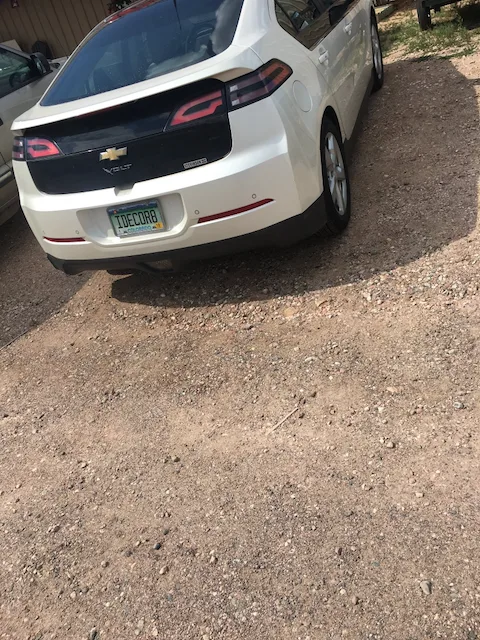 1DECOR8 — AZ